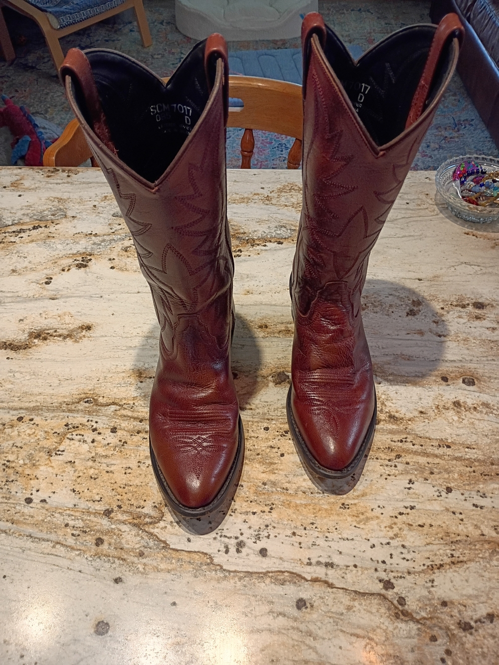 Women's Size 9 Burgundy/Brown Leather Western Boots